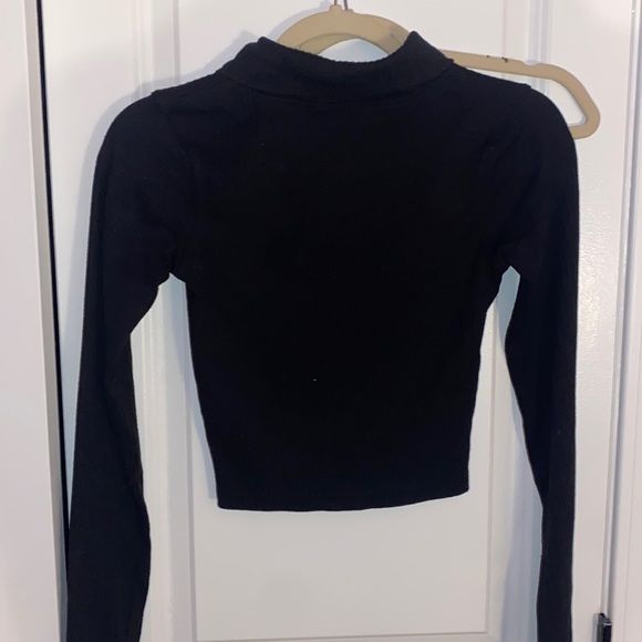 Pretty little thing crop top - Picture 2 of 2